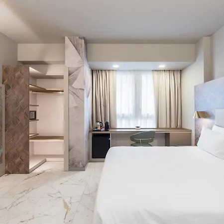 Baires Hotel *