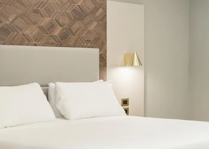 Baires Hotel *